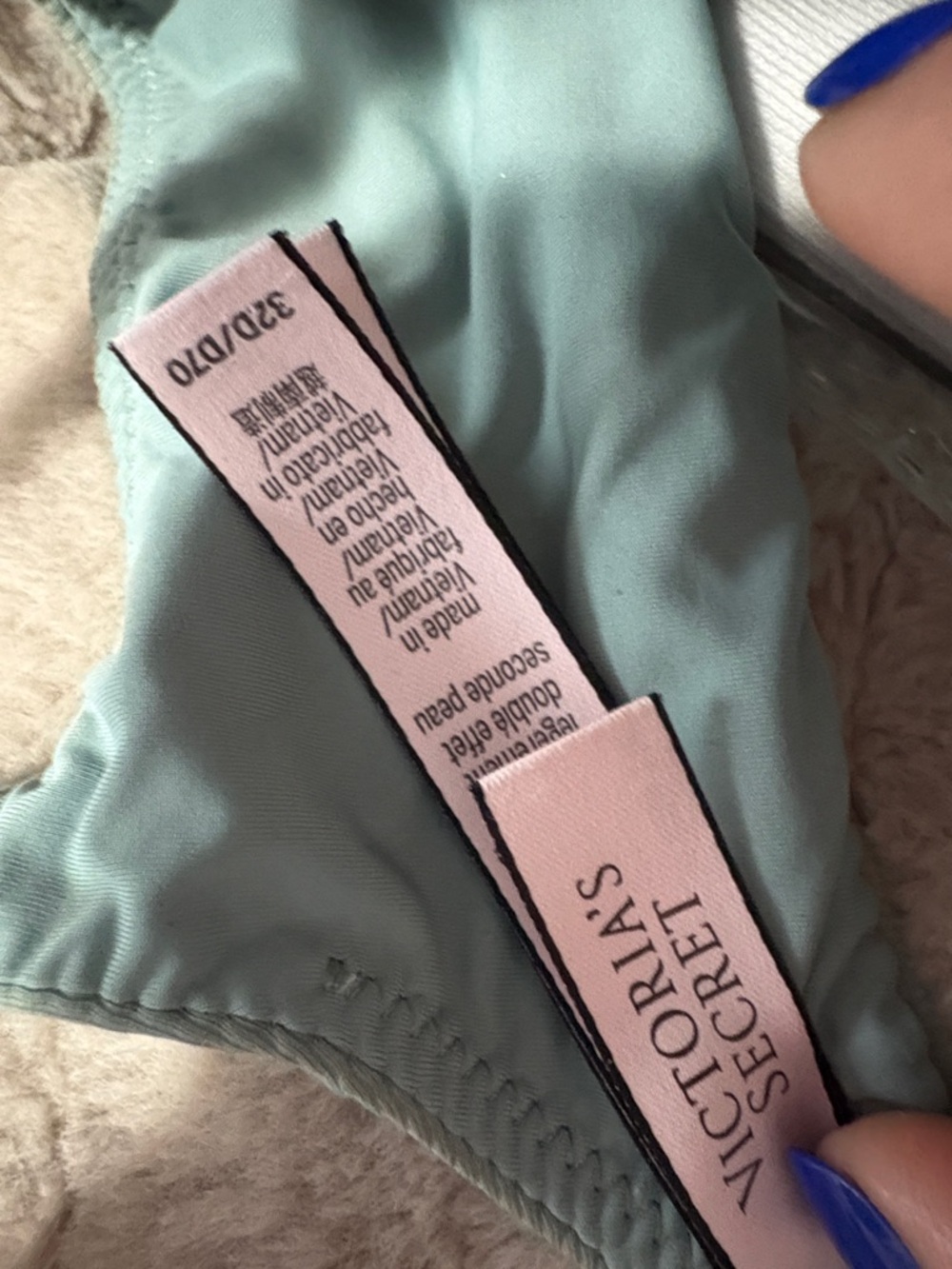 Wireless Lightly Padded Sage Green T-Shirt Bra - Brand: - Picture 3 of 3